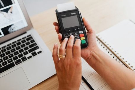 ba cây trực tuyến Kubet